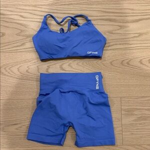 DFYNE Blue Sports Bra + Shorts Set
